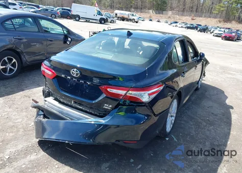 2020 Toyota Camry Xle Awd z USA, uszkodzony, nr VIN 4T1F11BK0LU001167